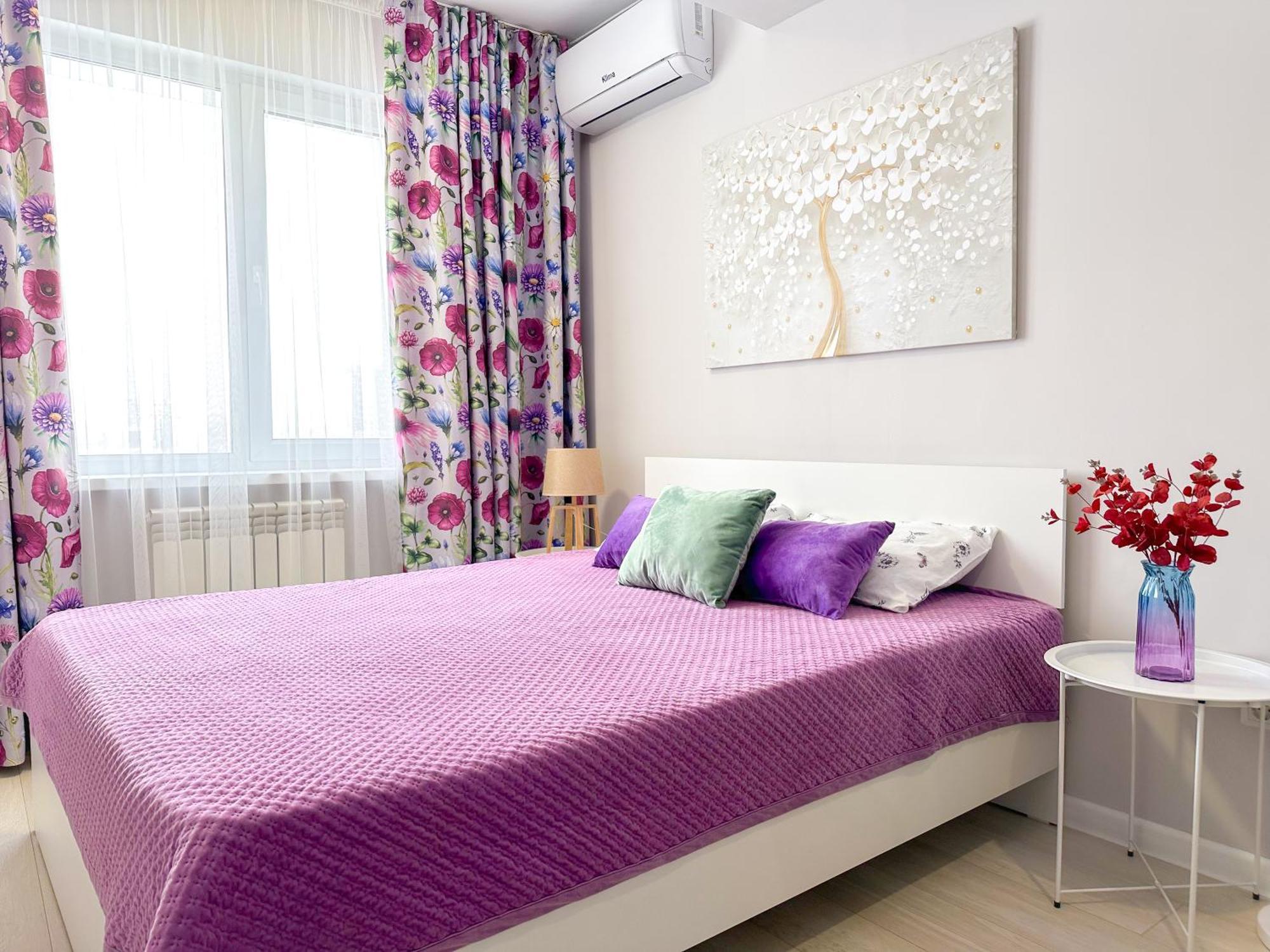 Adt Apartments Almaty Bagian luar foto